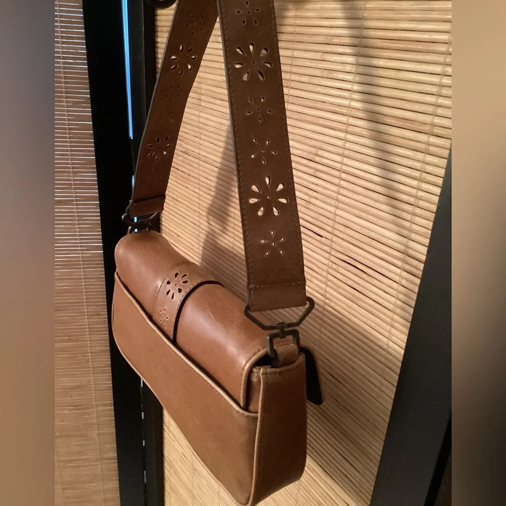 💗 Vintage Y2K baby bag laser cut vegan leather camel brown tan small purse